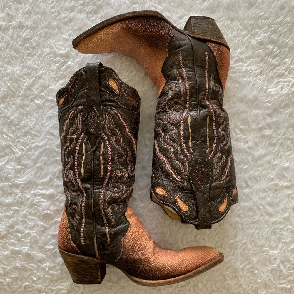 CORRAL | PINK OSTRICH COWBOY BOOTS